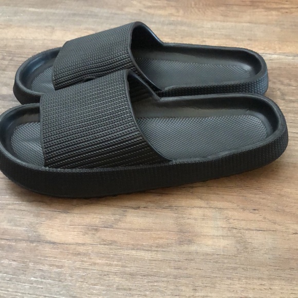 NWOT slides - Picture 3 of 7